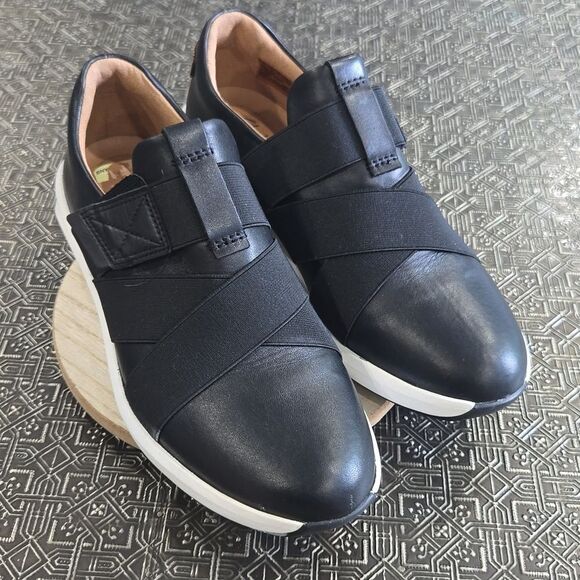 🐢 Like New Clarks Unstructured Rio Strap size 7.5 Great Condition!! - Picture 1 of 7